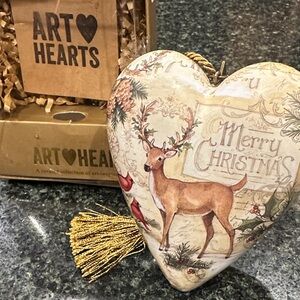 Art hearts Valentine’s Day heart gift deer cardinal Gold Tassel figurine collect